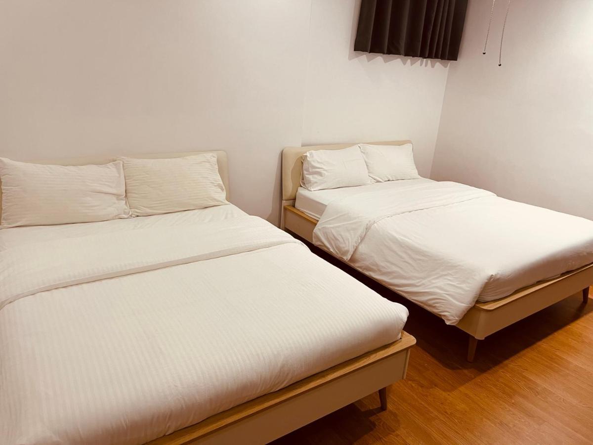Imperial Grand Suite Apartment Kuching Exterior photo